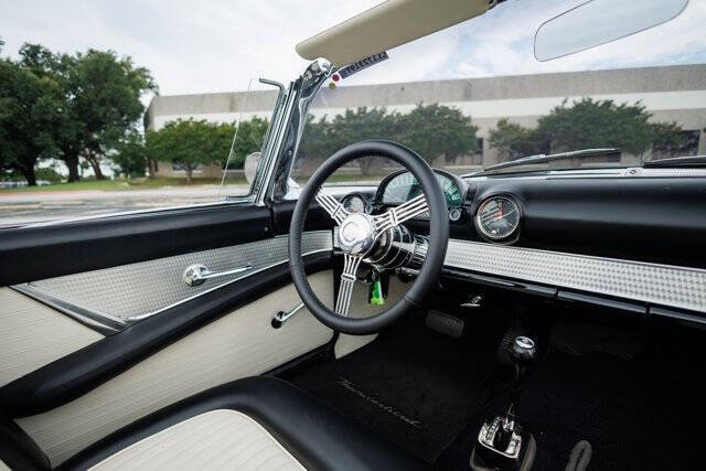 1956 Ford Thunderbird