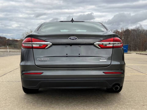 2020 Ford Fusion SE