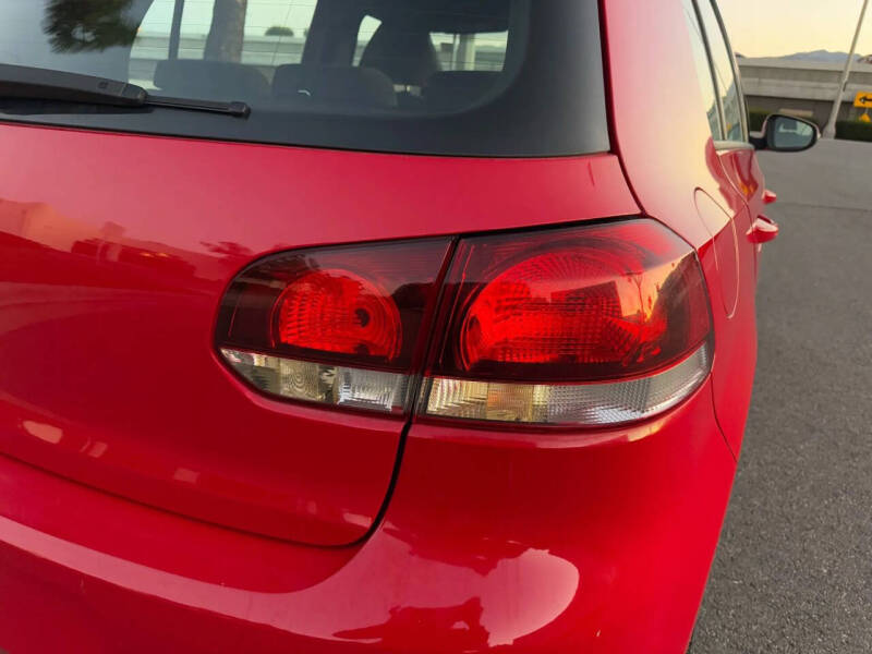 2010 Volkswagen GTI Base PZEV
