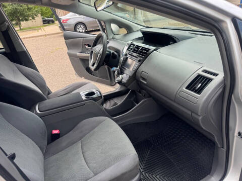 2013 Toyota Prius v