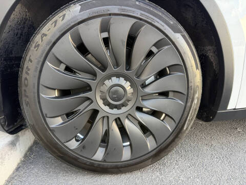 2022 Tesla Model Y Long Range
