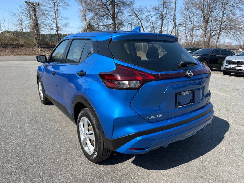 2022 Nissan Kicks S