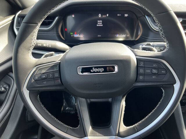 2025 Jeep Grand Cherokee Laredo X