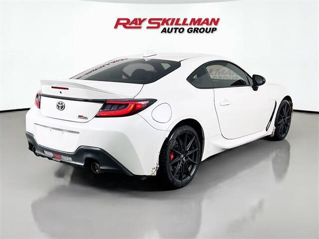 2025 Toyota GR86 Premium