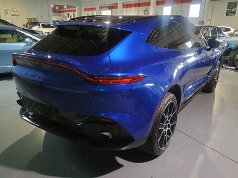 2021 Aston Martin DBX
