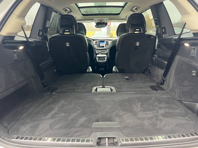 2021 Volvo XC90 T6 Inscription 6-Passenger