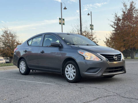 2019 Nissan Versa S Plus