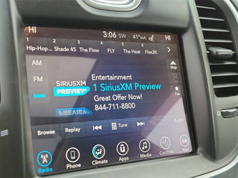 2017 Chrysler 300 Limited