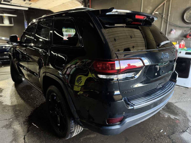 2019 Jeep Grand Cherokee Upland