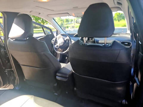 2016 Toyota Prius Three Touring