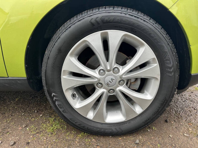 2015 Kia Soul +
