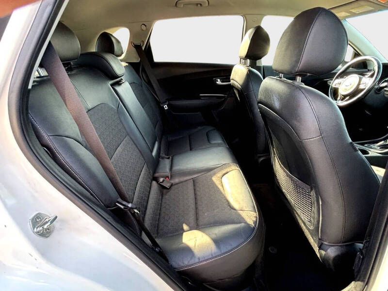 2017 Kia Niro EX