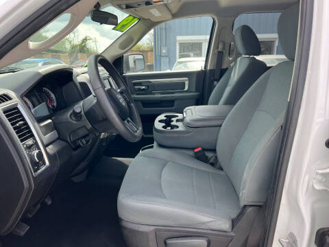 2019 RAM 1500 Classic SLT