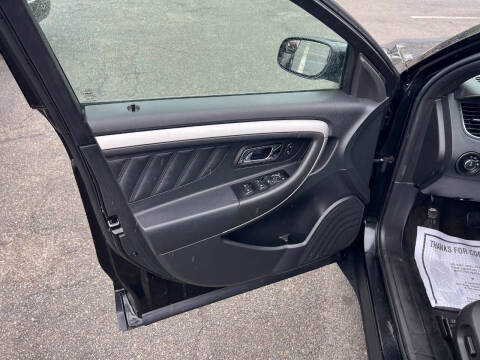 2014 Ford Taurus SEL