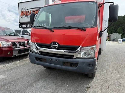 2018 Hino 195