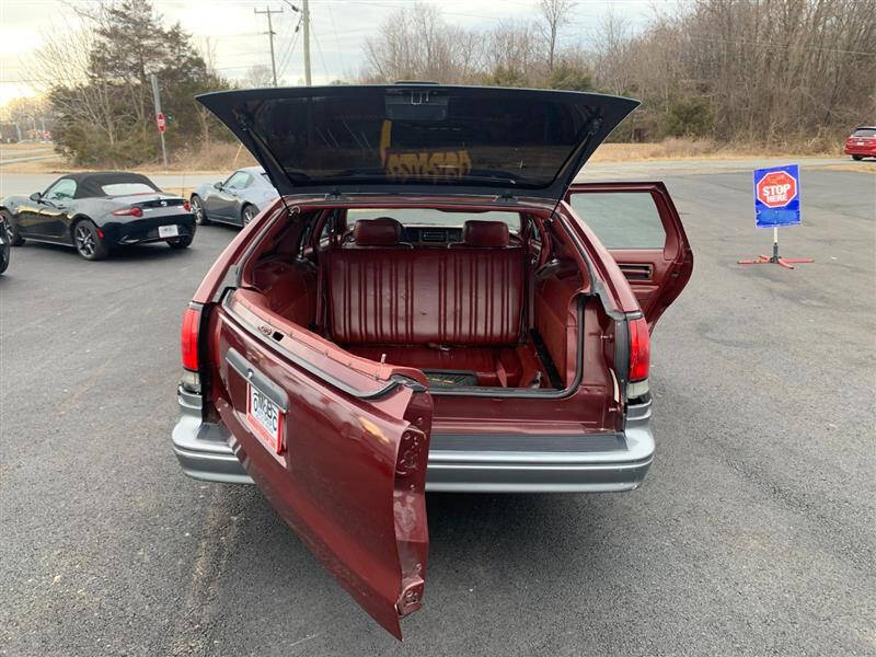 1992 Oldsmobile Custom Cruiser