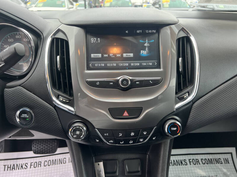 2018 Chevrolet Cruze LT Auto