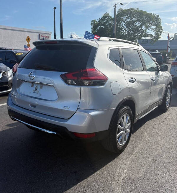 2018 Nissan Rogue SV