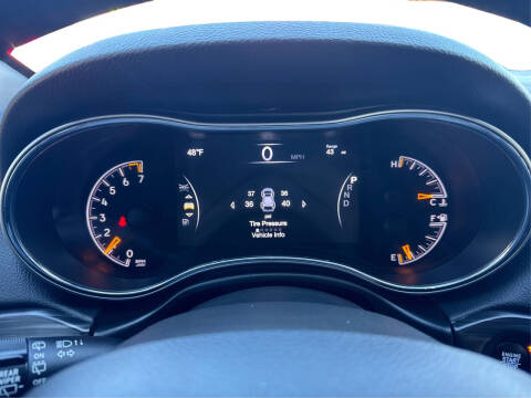 2019 Jeep Grand Cherokee Laredo