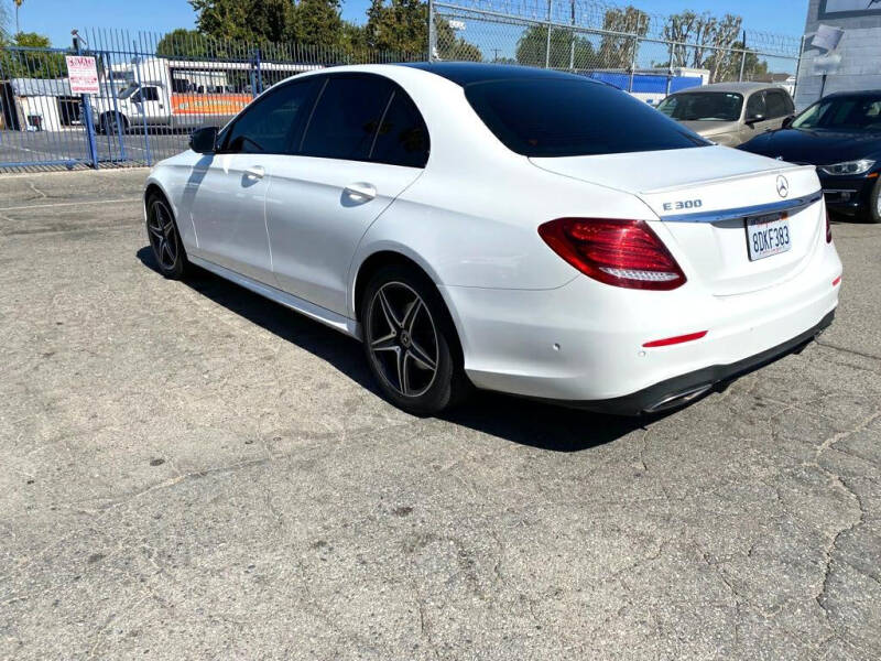 2018 Mercedes-Benz E-Class E 300