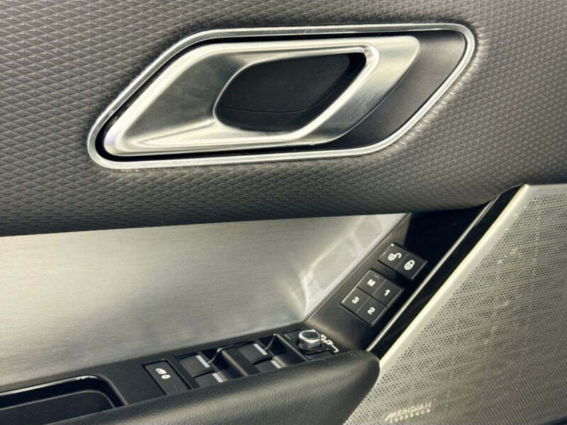 2019 Land Rover Range Rover Velar P250 R-Dynamic SE