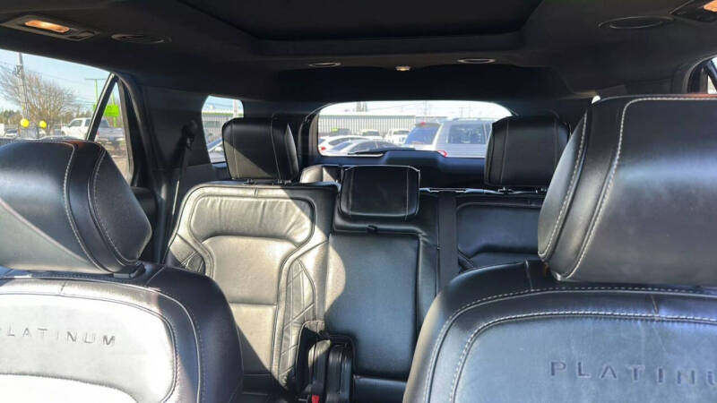 2017 Ford Explorer Platinum