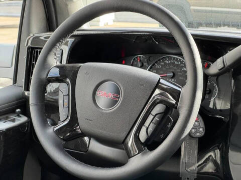 2025 GMC Savana 2500