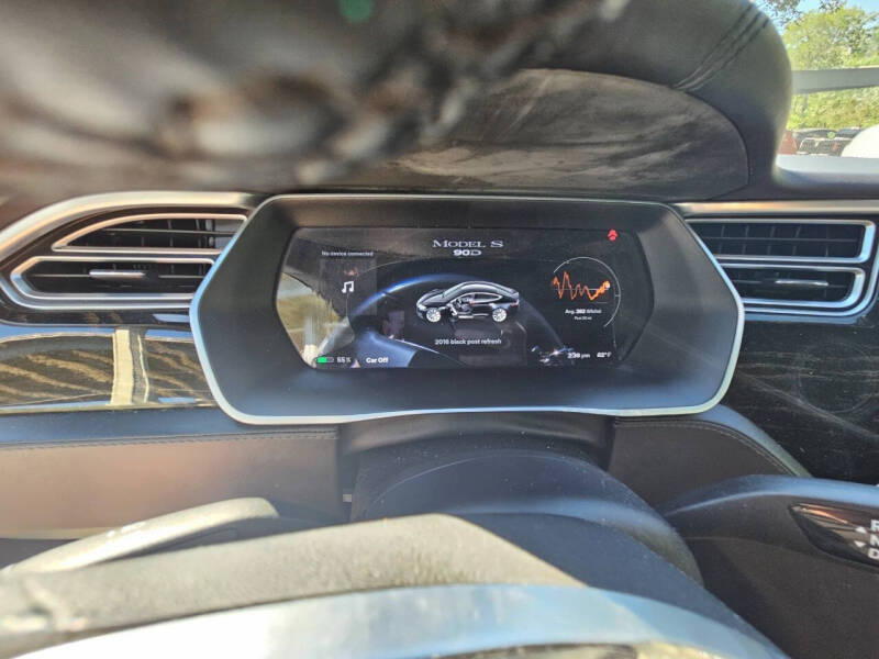 2016 Tesla Model S 90D