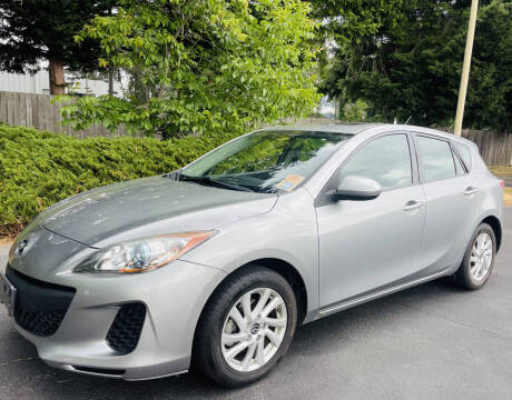 2013 Mazda MAZDA3 i Touring