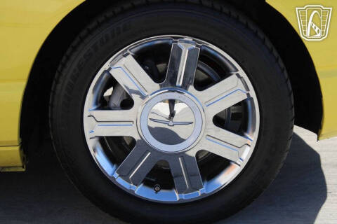 2004 Ford Thunderbird Deluxe