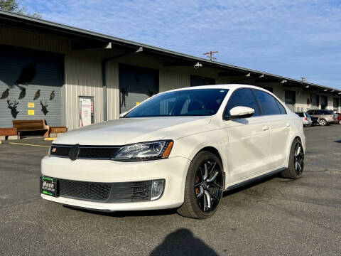 2013 Volkswagen Jetta for sale at DASH AUTO SALES LLC in Salem OR