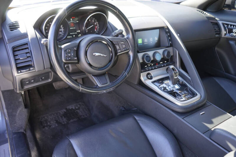 2017 Jaguar F-TYPE Premium