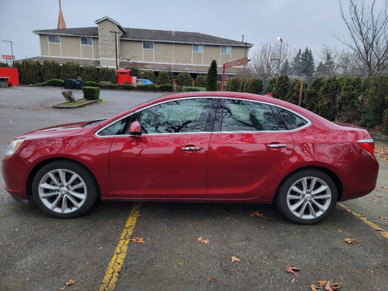 2012 Buick Verano Leather Group