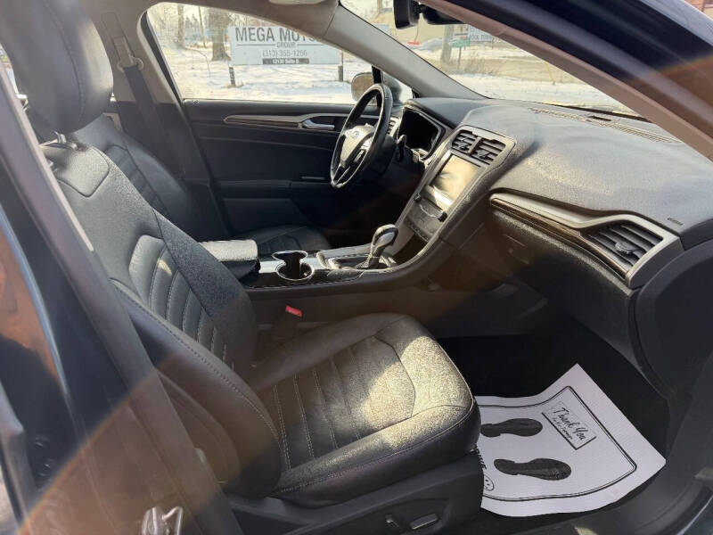 2014 Ford Fusion Energi SE