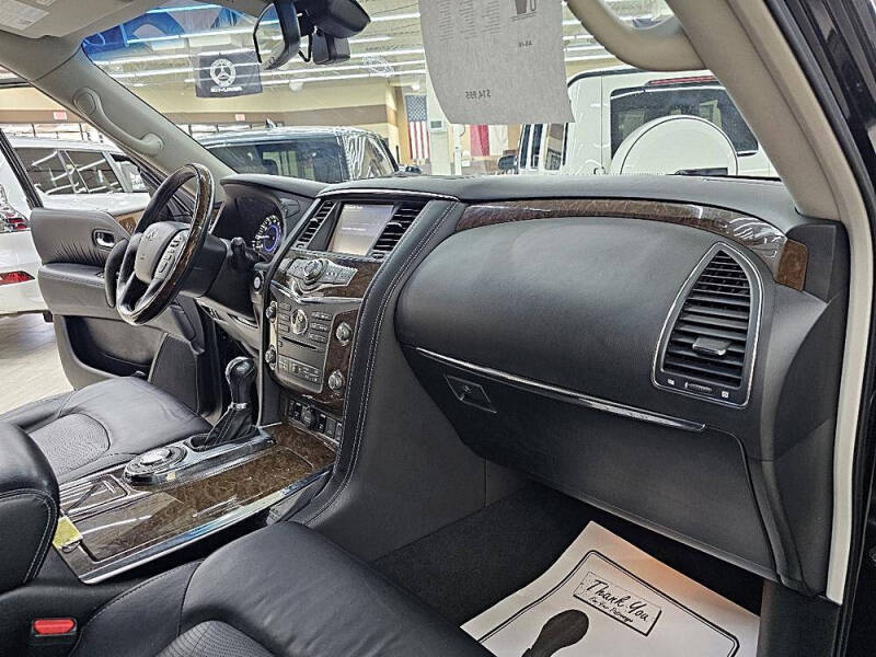 2017 Infiniti QX80