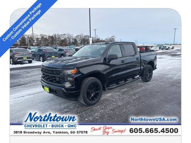 2026 Chevrolet Silverado Base's photo