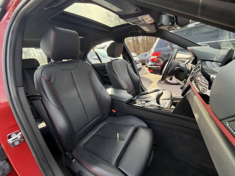 2012 BMW 3 Series 328i