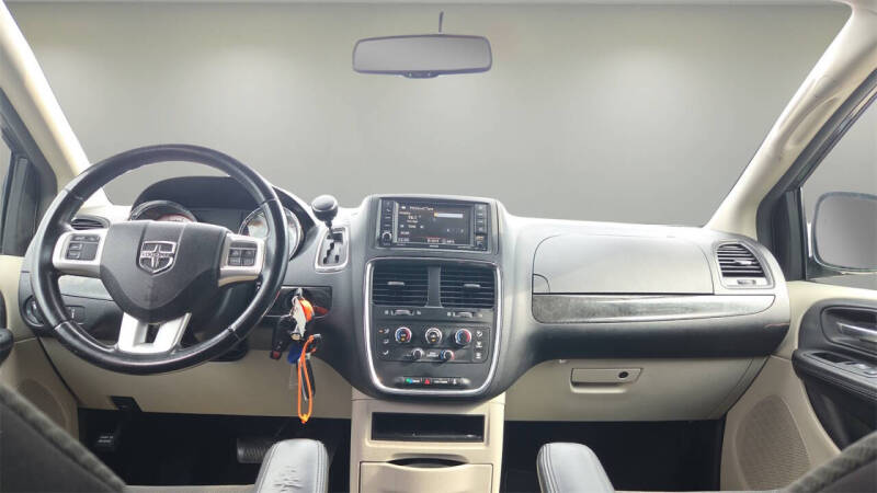 2017 Dodge Grand Caravan SE