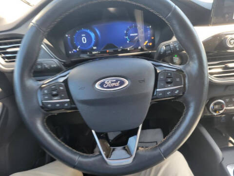 2021 Ford Escape Titanium