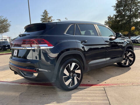 2025 Volkswagen Atlas Cross Sport SE 4Motion