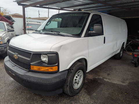 2017 Chevrolet Express 2500