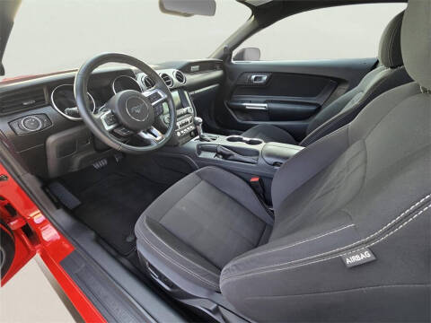 2021 Ford Mustang EcoBoost