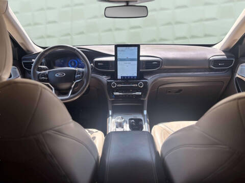 2021 Ford Explorer Platinum