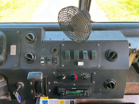 2010 Freightliner MT45 Chassis