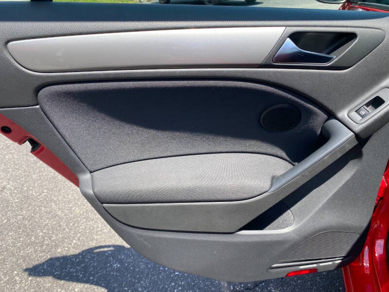 2011 Volkswagen Golf TDI