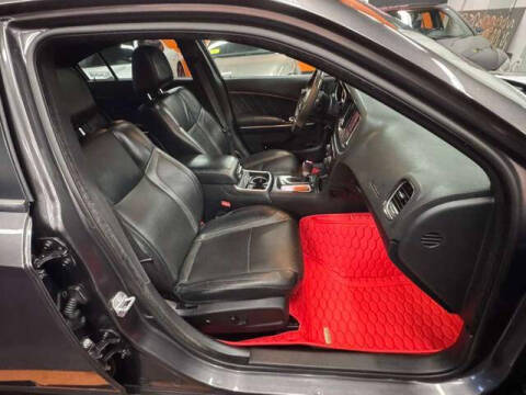 2015 Dodge Charger SXT