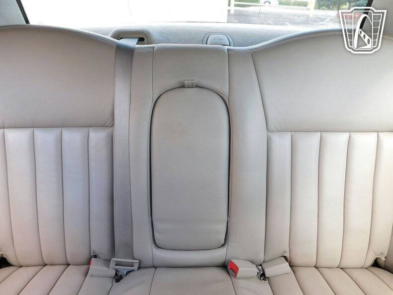 2003 Lincoln Town Car Executive