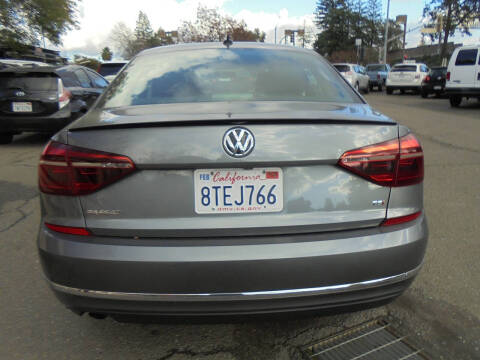 2019 Volkswagen Passat Wolfsburg