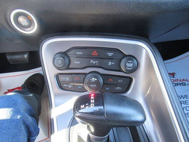 2021 Dodge Challenger SXT