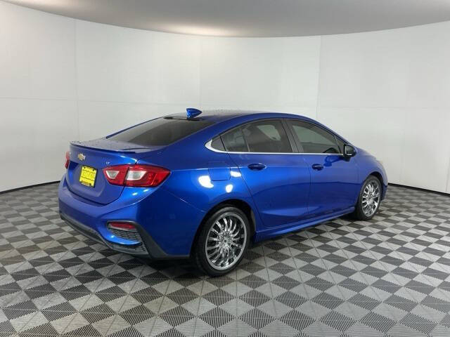 2017 Chevrolet Cruze LT Auto